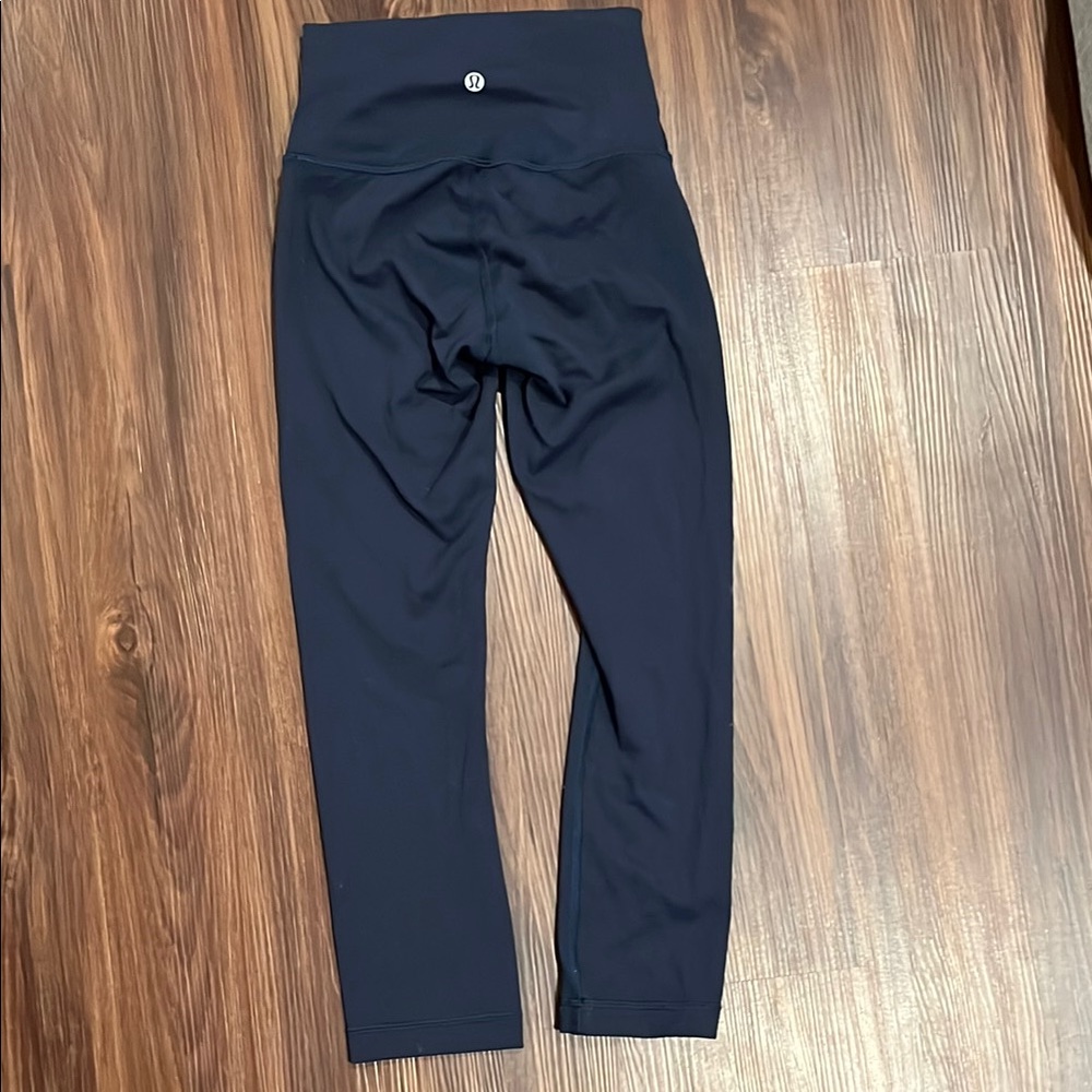 lululemon athletica Navy Capri Leggings size 2